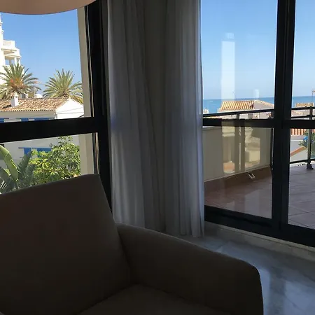Cosmo Beach Marbella Apartment *